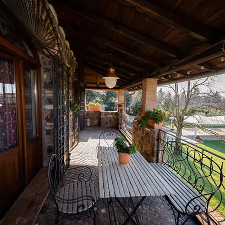 Bed & Breakfast Domus Petra