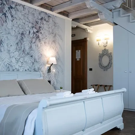 Bed & Breakfast Domus Petra Zagarolo