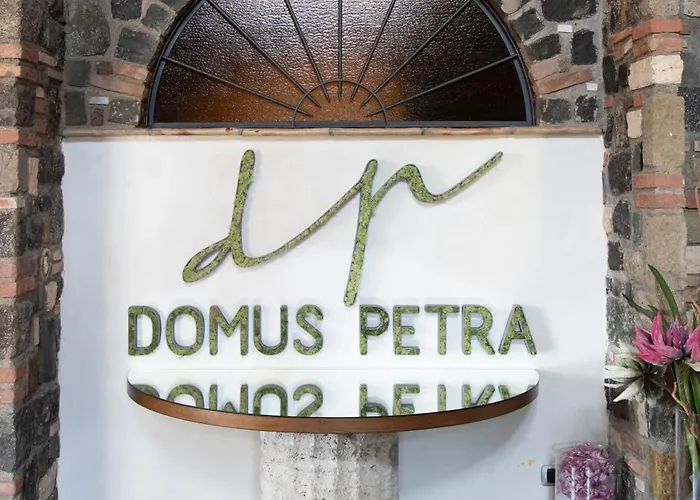Domus Petra 4*